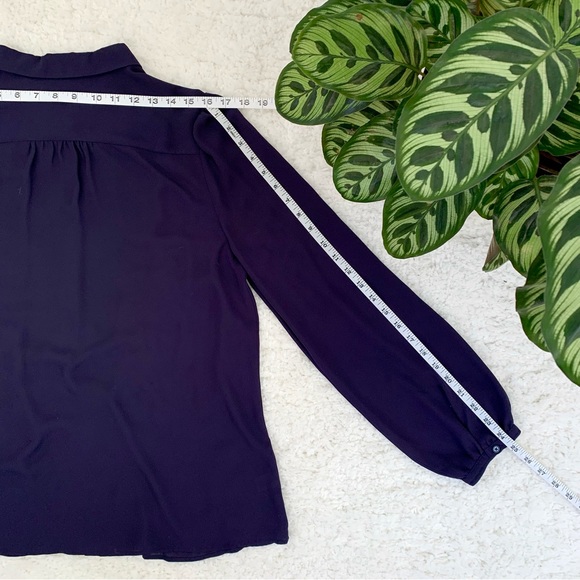 Ann Taylor LOFT Long Sleeve Chiffon Peter Pan Collar Henley in Navy Blue - Picture 3 of 7